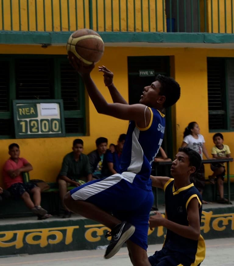 न्यु समिट र गोल्डेन पिकको जित