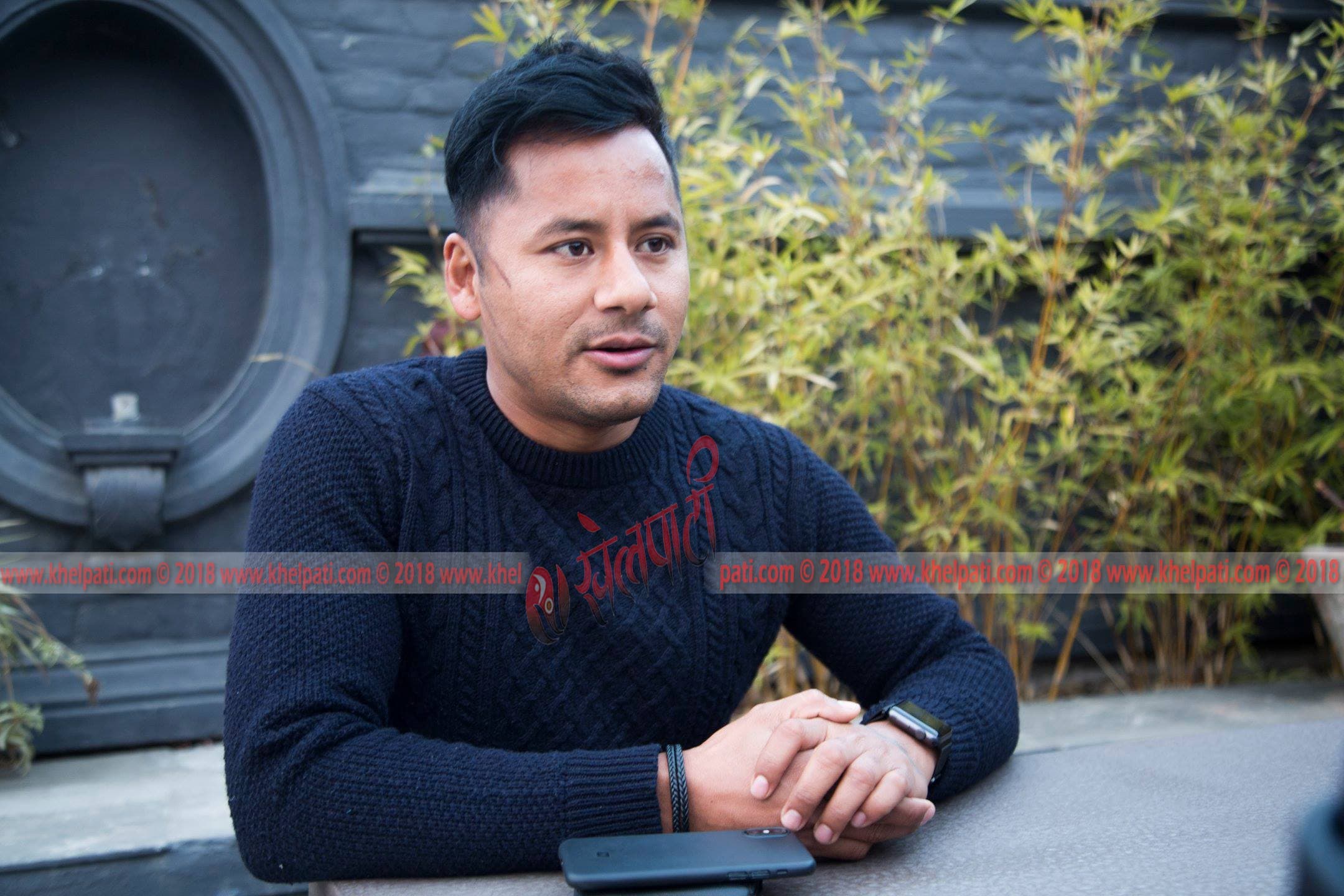 फुटबल पछाडी धकेलिदै छ : अनिल गुरुङ (अन्तर्वार्ता)