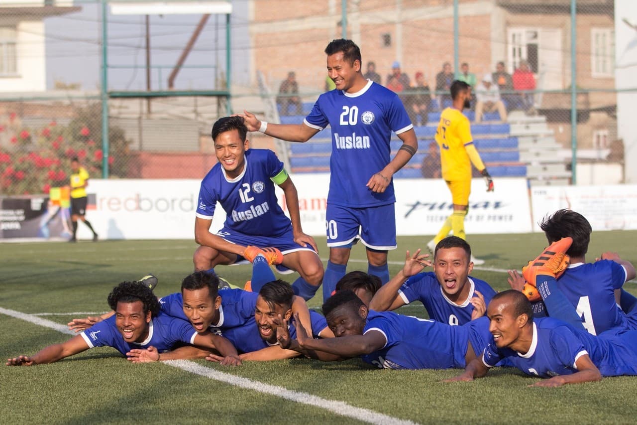 'ए' डिभिजन लिग : उपविजेताकाे भिडन्तमा संकटा र थ्री स्टार