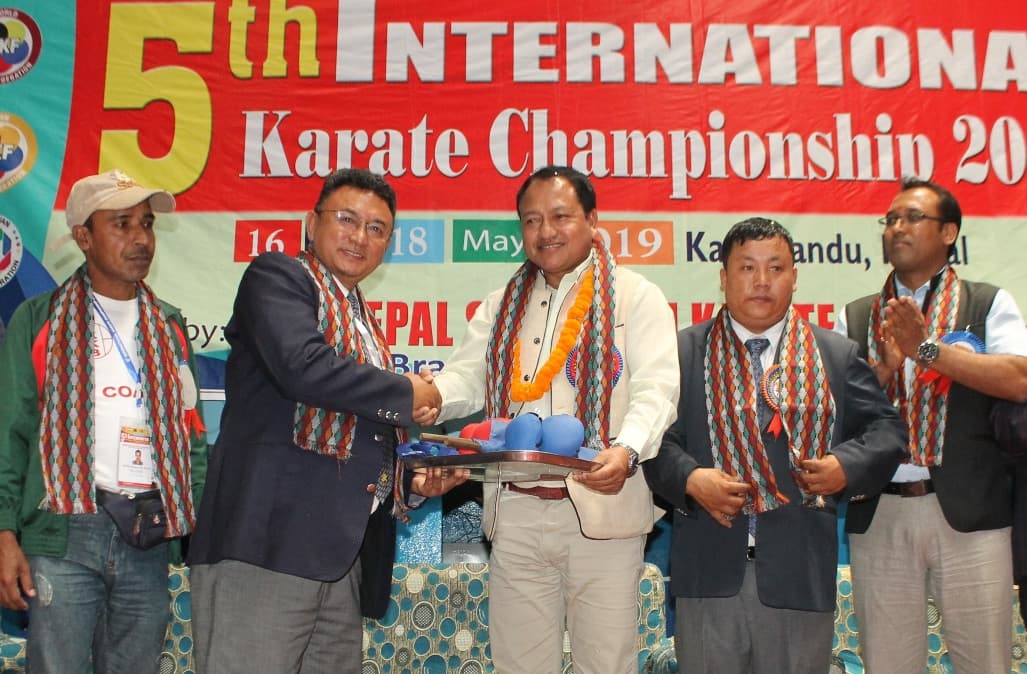 कराते सुरु