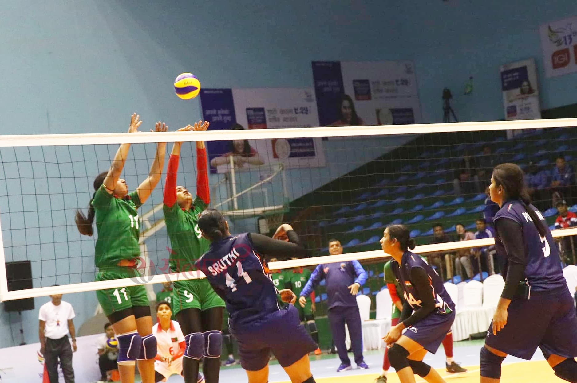 बंगलादेशलाई हराउँदै भारत सेमिफाइनलमा