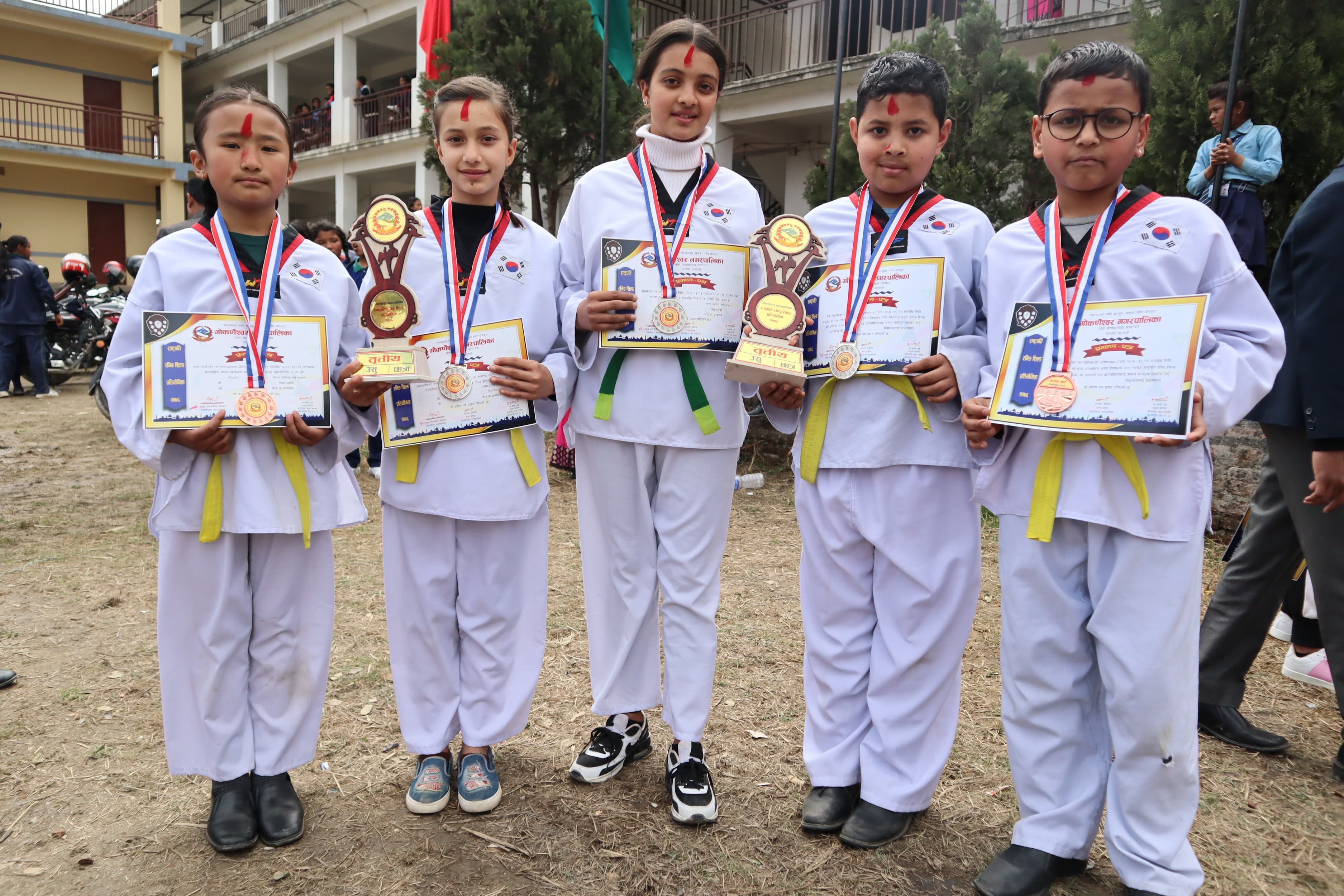 चामुण्डा माबिलाई राष्ट्रपति रनिङ शिल्डको उपाधि