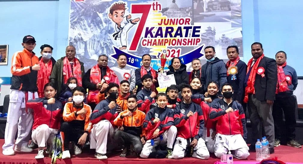 देउराली टिम च्याम्पियन