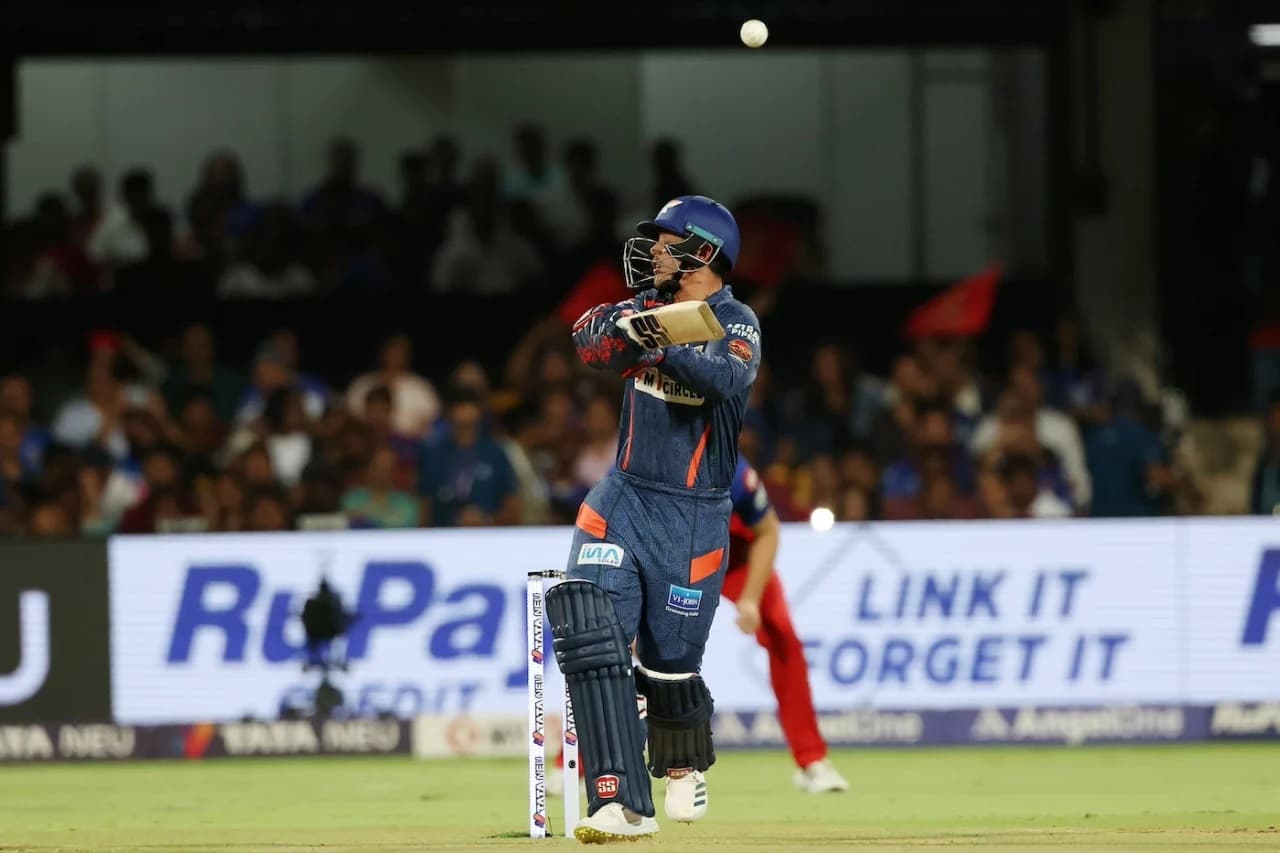 बेंगलुरूलाई १८२ रनको लक्ष्य