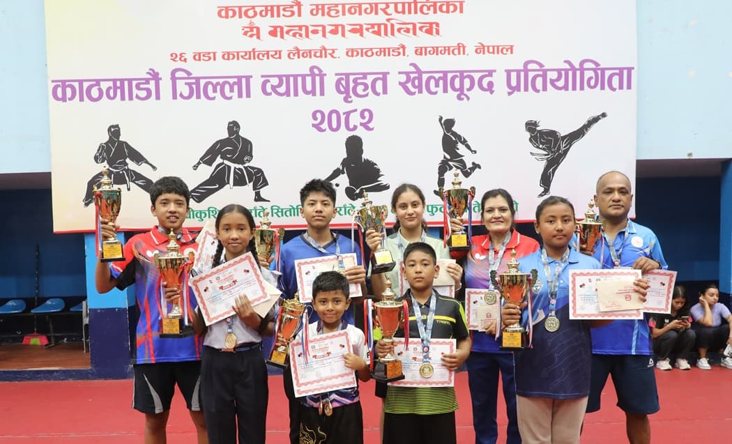 जयस्नु र अर्नवलाई स्वर्ण