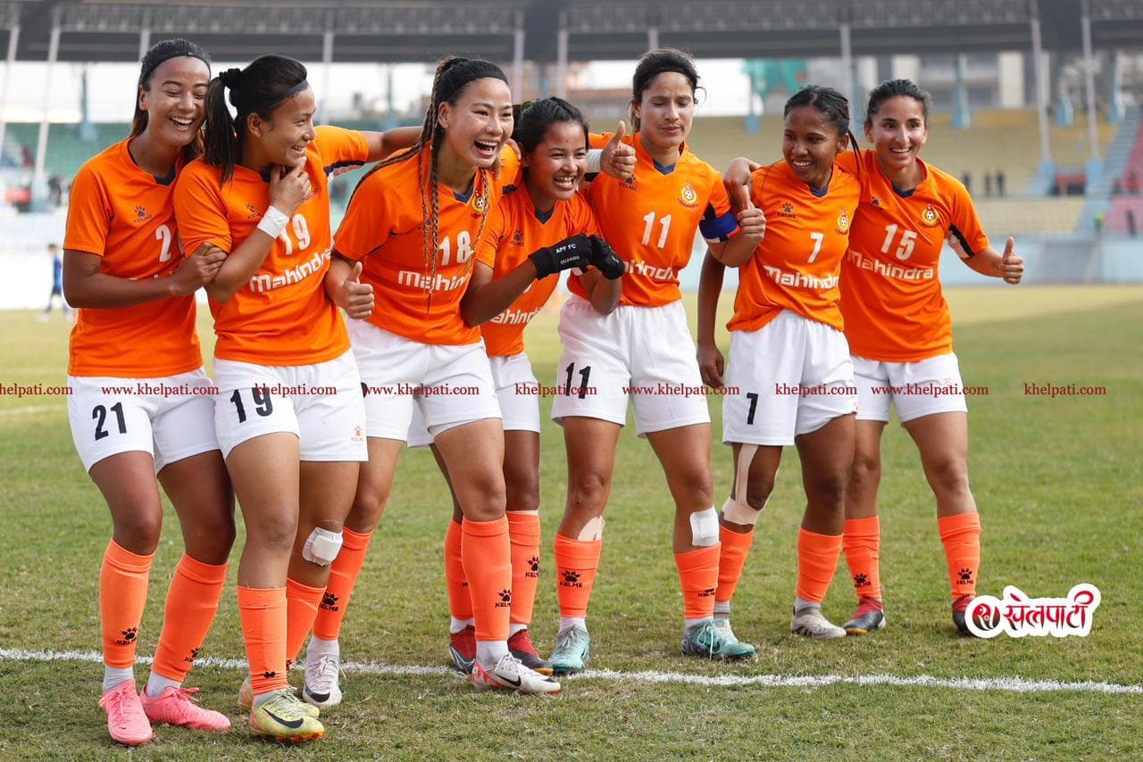 एपिएफले पहिलो हाफमै खायो ३ गोल