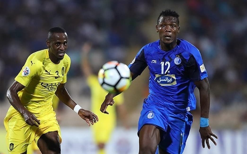 झापामा भित्रिए नाइजेरियन फरवार्ड गेरो