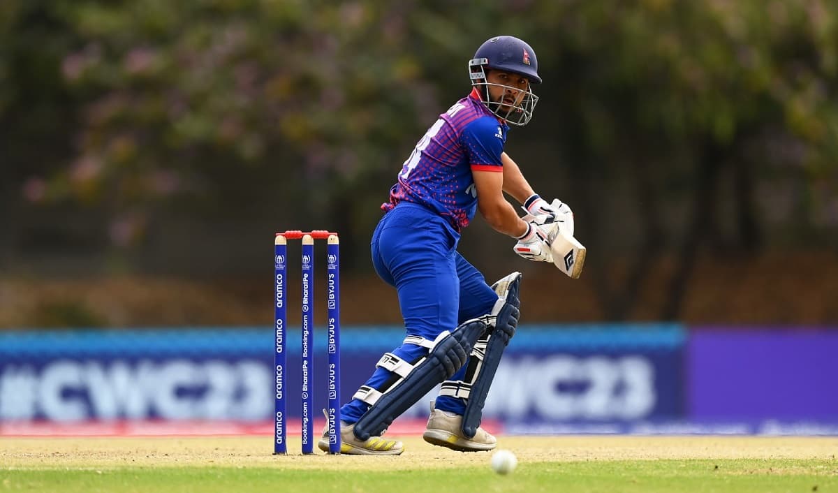 नेपालको दोस्रो विकेट पतन