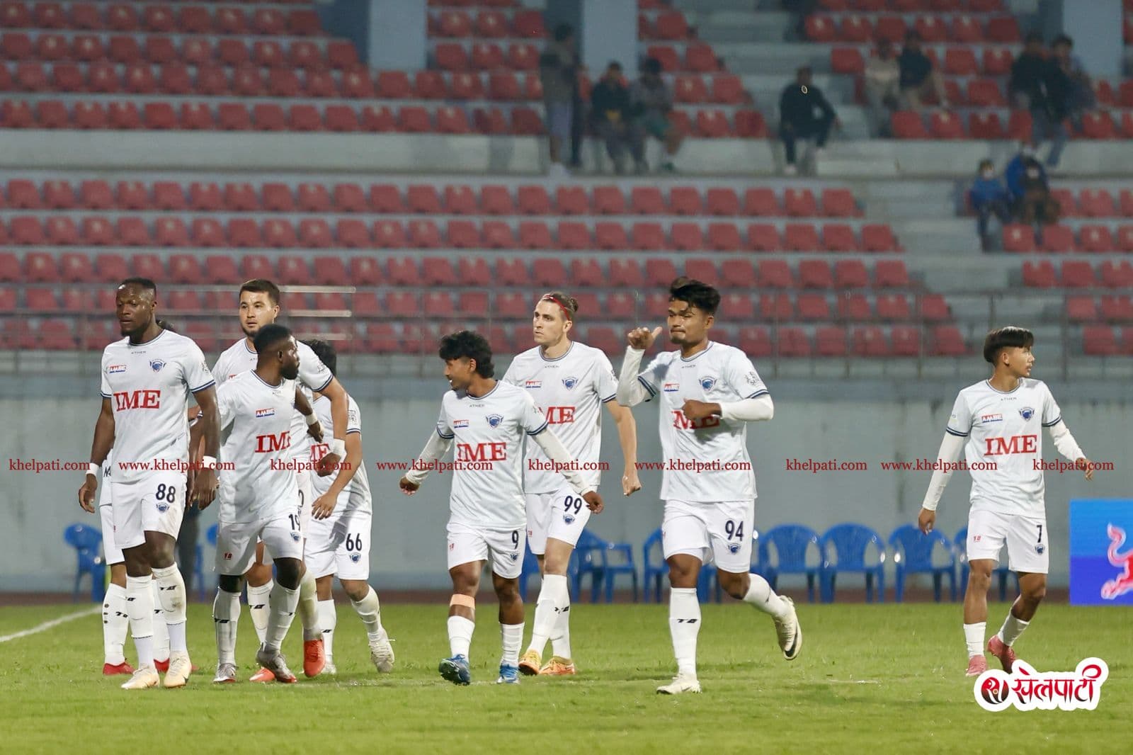 एक स्थान, दुई टोलीको दाबेदारी