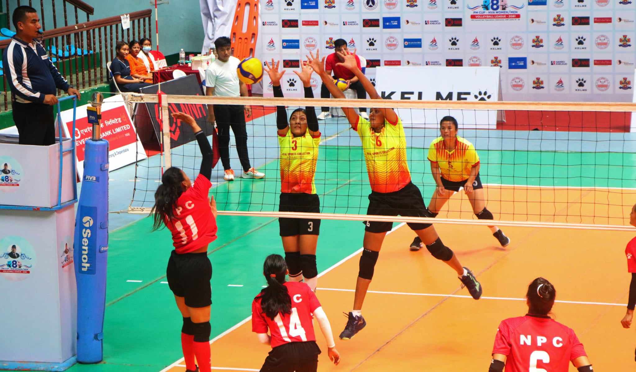 एभरेस्ट र पुलिस उपाधिका लागि भिड्ने