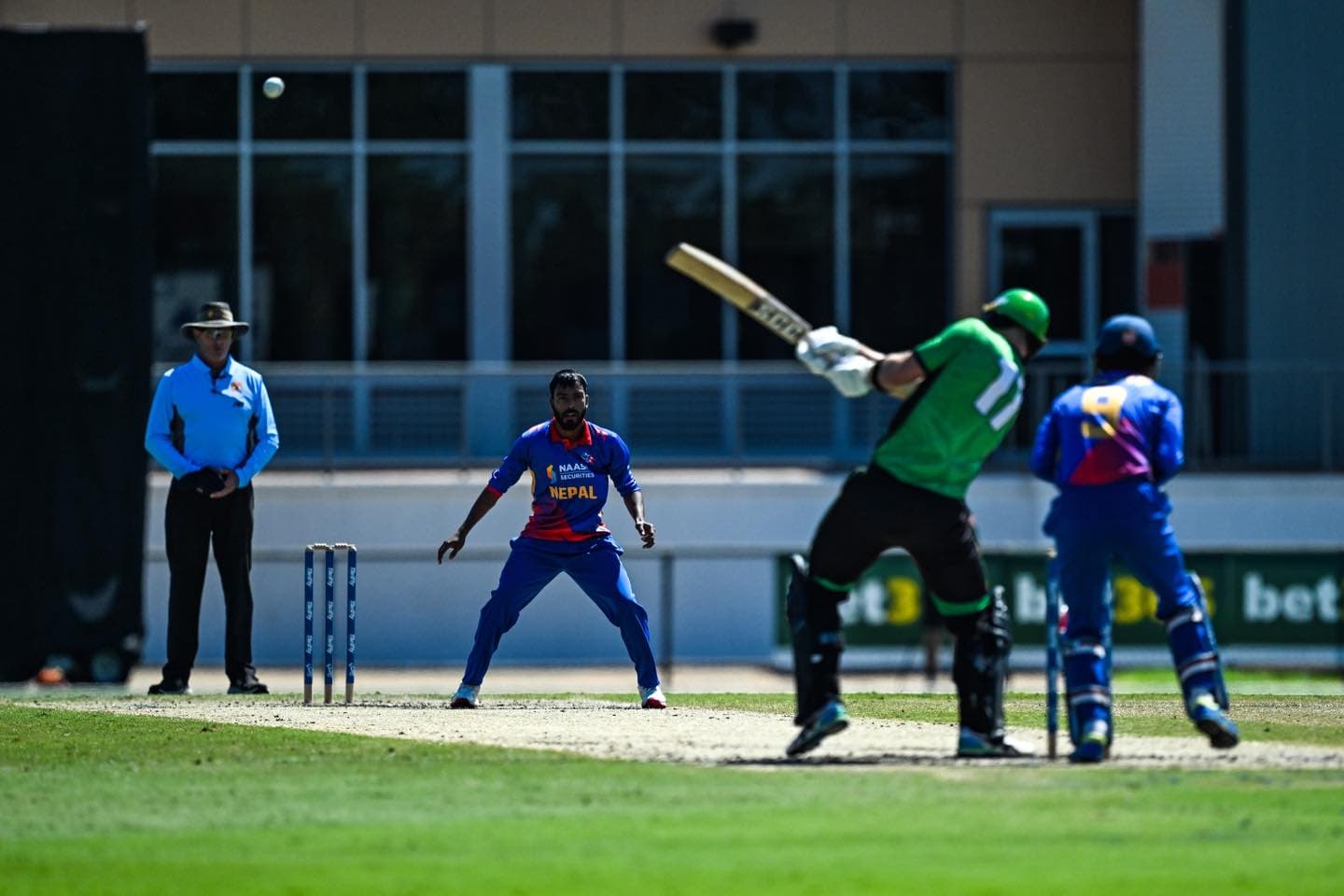 दुई खेलाडीको अर्धशतक, नेपाललाई विशाल लक्ष्य