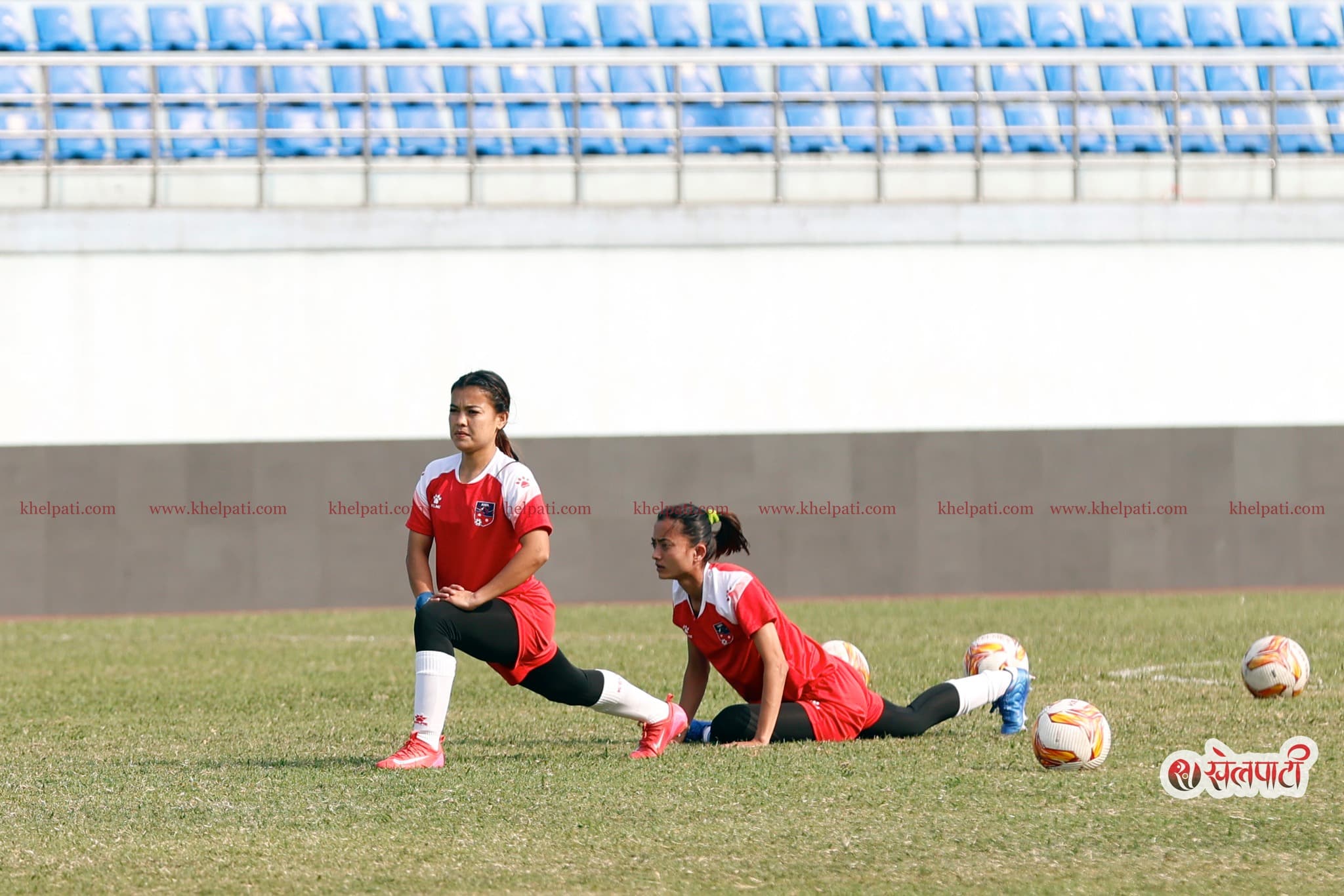 स्वदेश फर्किइन् पूजा