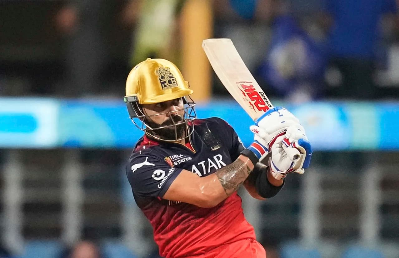 कोहलीको सानदार ब्याटिङ, मुम्बईलाई विशाल लक्ष्य