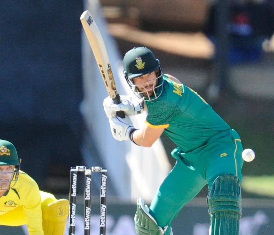 माक्ररमको शतकमा दक्षिण अफ्रिकाको सानदार जित 