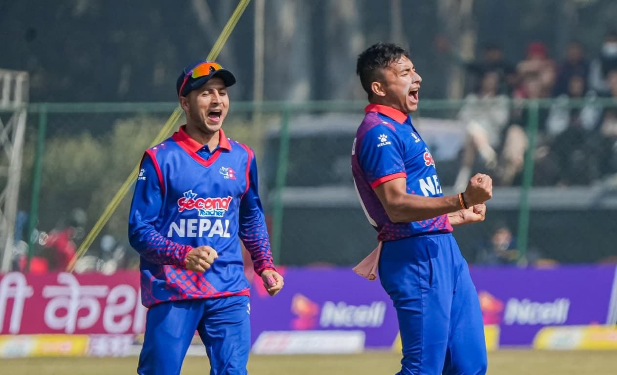 आकाशलाई डेब्यु खेलमै विकेट