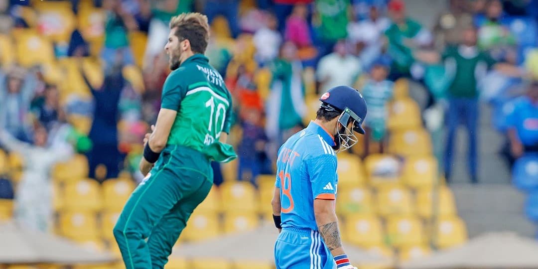 पाकिस्तानको सानदार बलिङ सुरुआत 