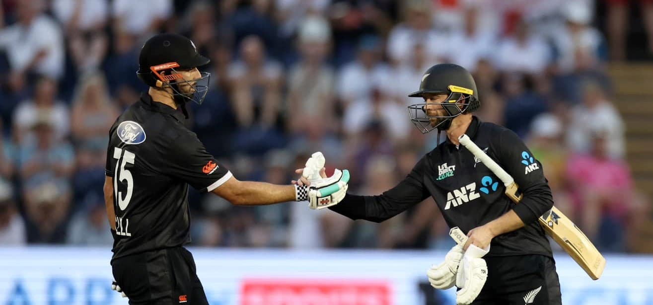 मिचेल र कन्वेको शतकमा न्युजिल्यान्डको सानदार जित