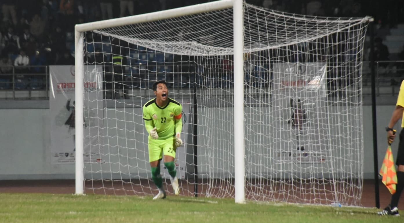 गोलकिपर दीप पनि बिकेनन्