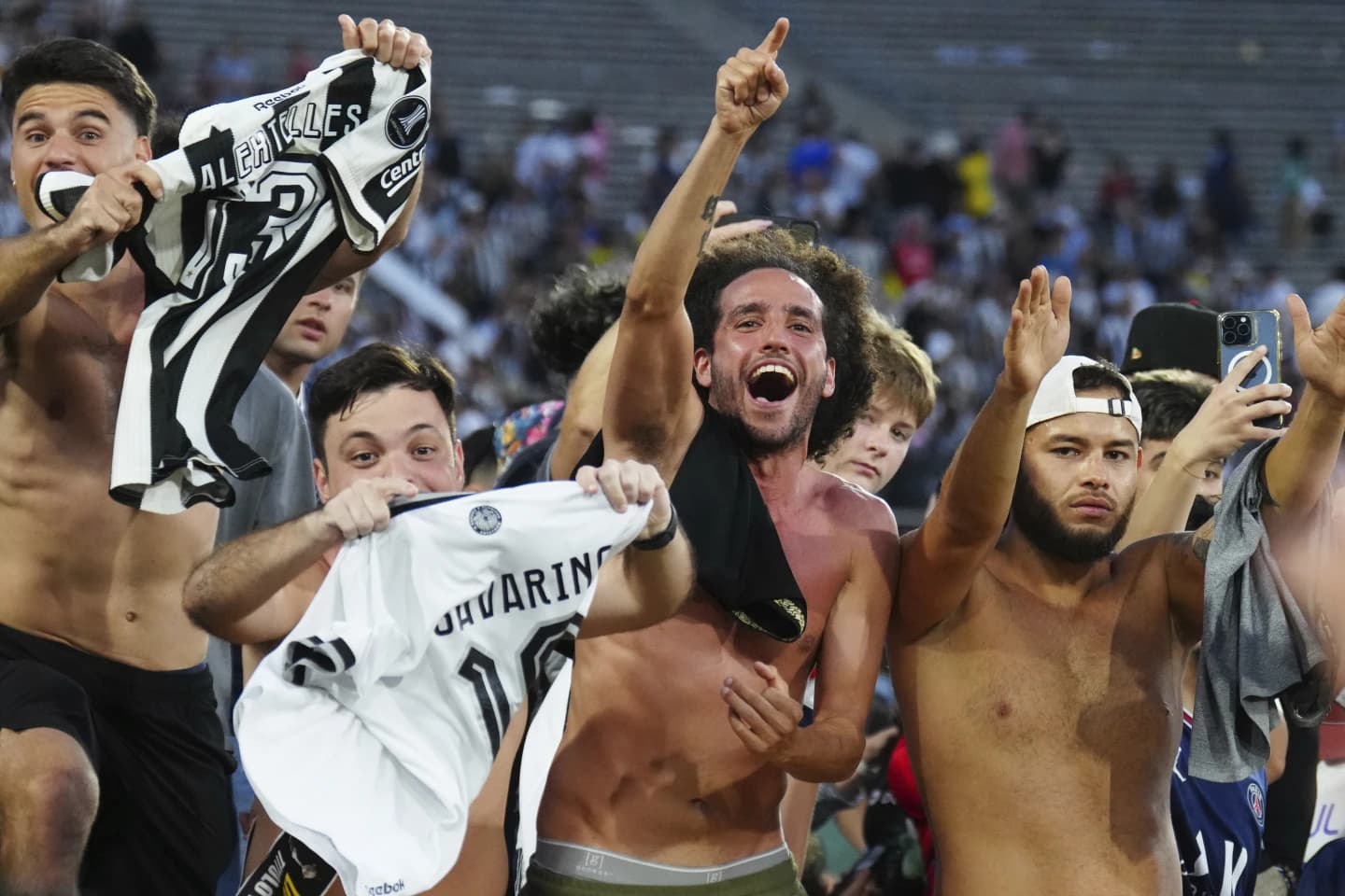 पिएसजी स्तब्ध