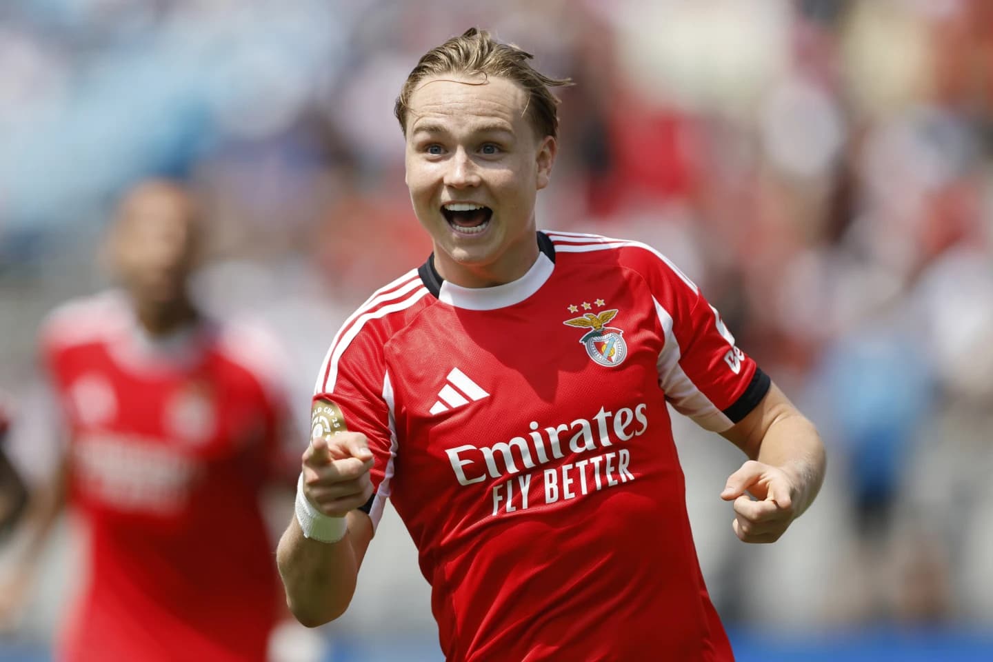 बेन्फिकासँग बायर्न पराजित