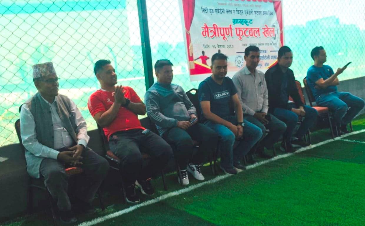 कोहलपुरमा ग्रासरुट मैत्रीपूर्ण फुटबल 