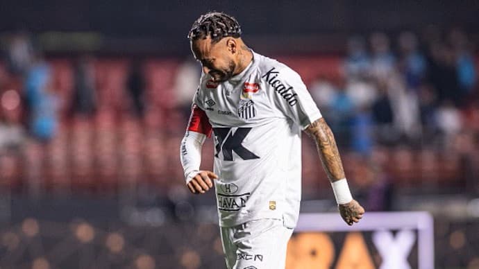 नेयमारलाई रुवाउने खेल !