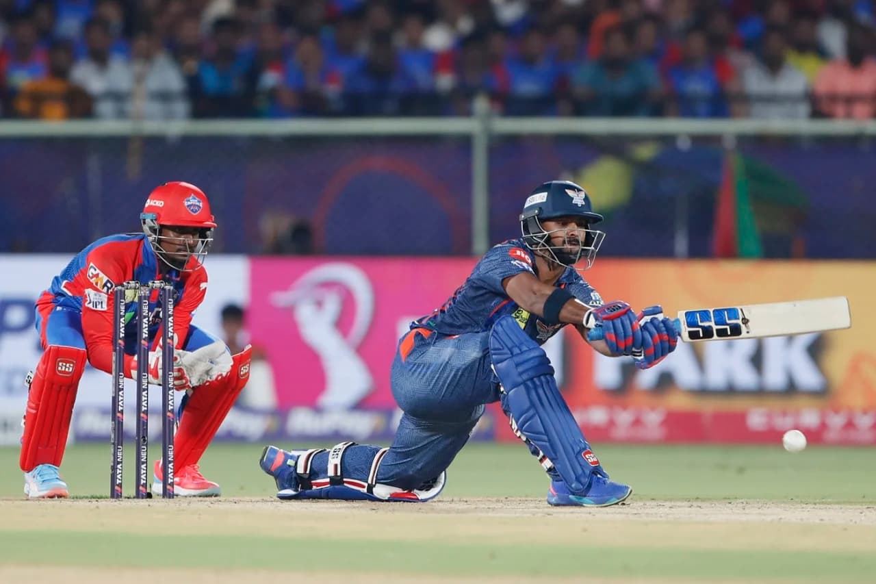 लखनउले दियो दिल्लीलाई विशाल लक्ष्य