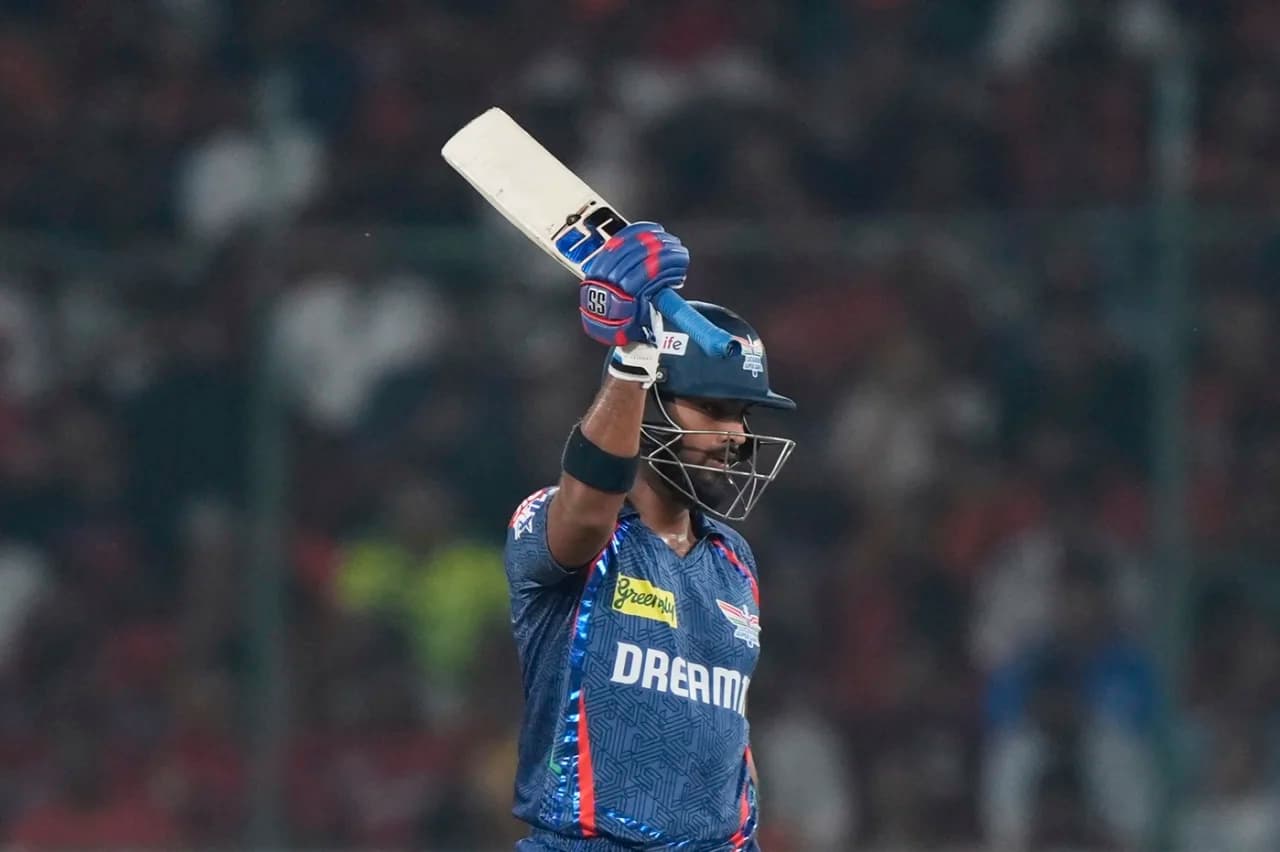 हैदरावादको सानदार लयमा लखनउको  ‘ब्रेक’ !