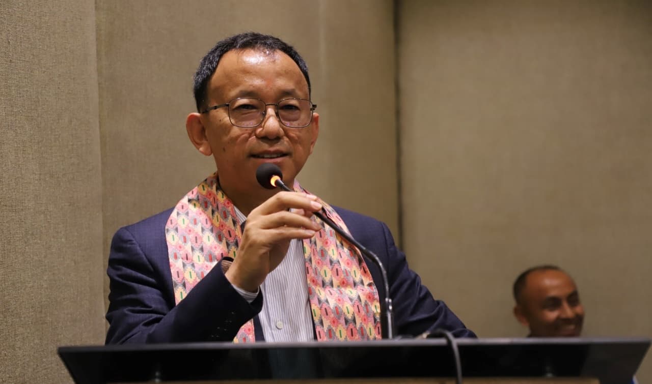 प्याट्रिकमाथि नेम्वाङको कटाक्ष– यु–२० टोलीको यहीँबाट कप्तान छानेर जानू !