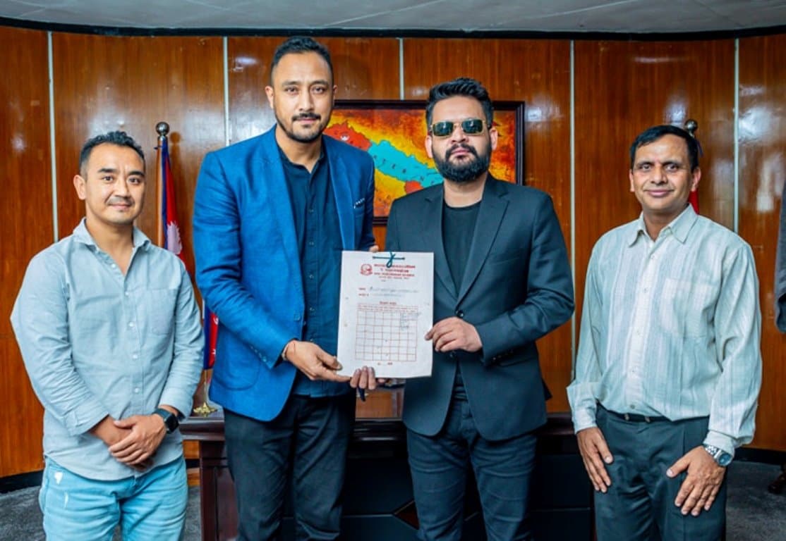 क्रिकेटमा बालेनसँग पारसको सहकार्य 