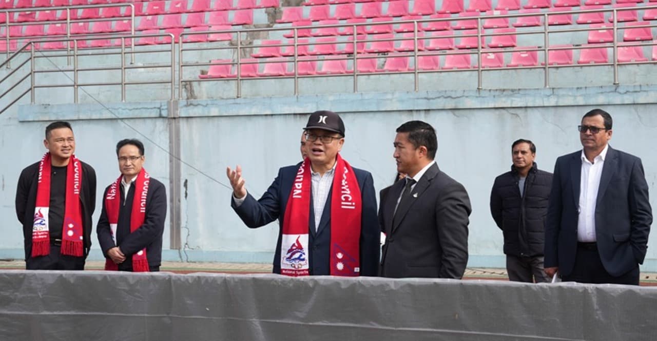 मैत्रीपूर्ण फुटबल गराउन चीनको प्रस्ताव