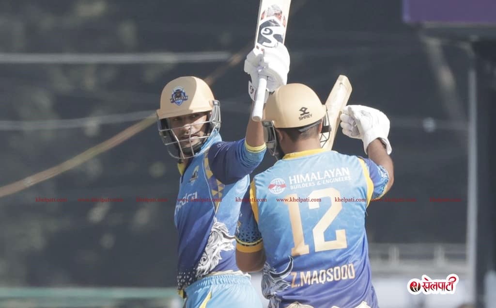 भारत फर्किए शिखर धवन