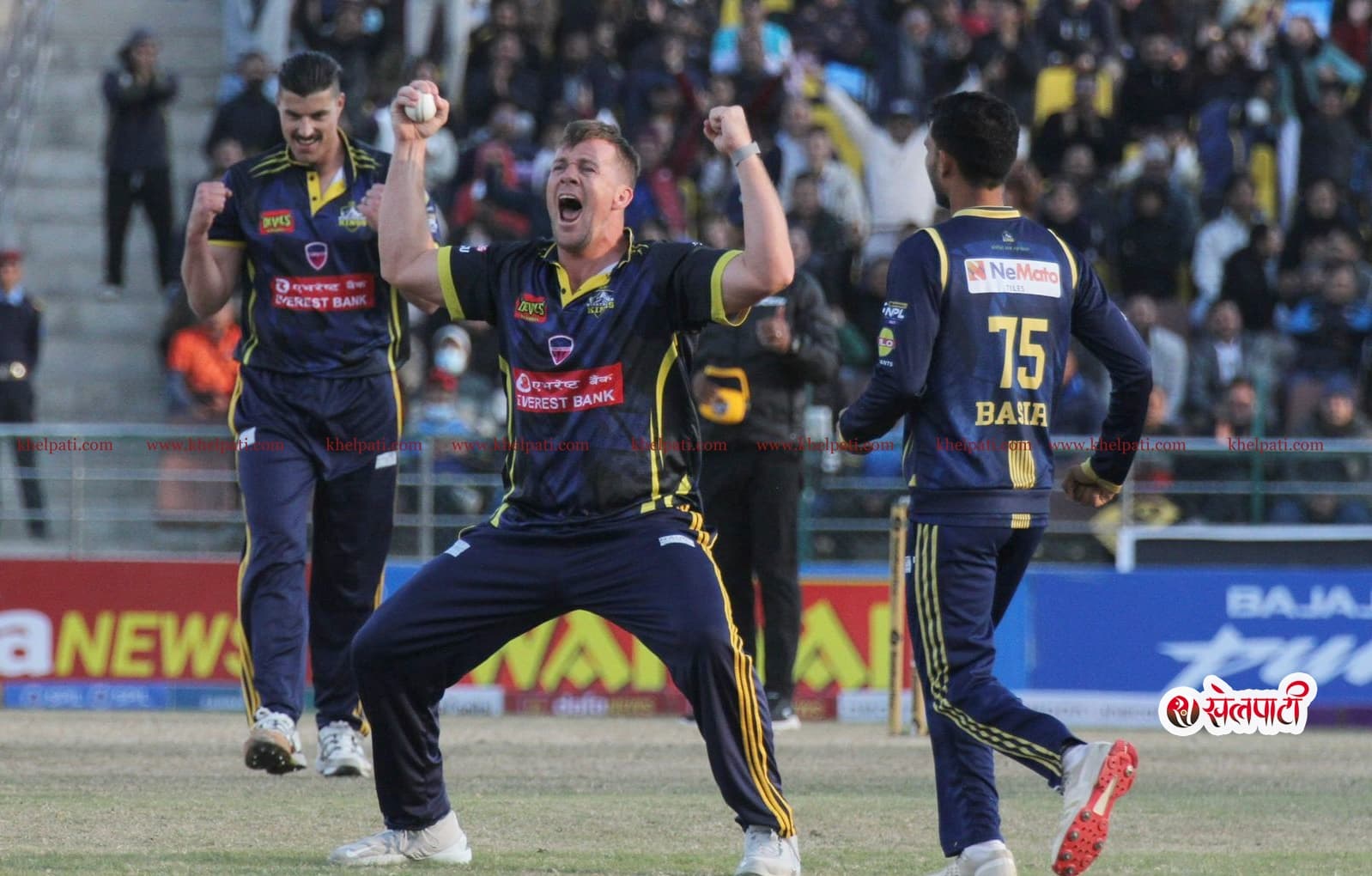 सन्दीपको विराटनगर बलियो अवस्थामा 