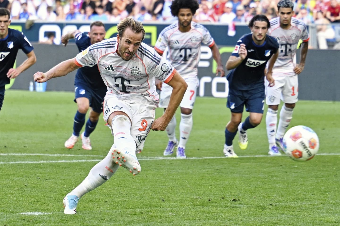 ह्याट्रिक म्यान केन