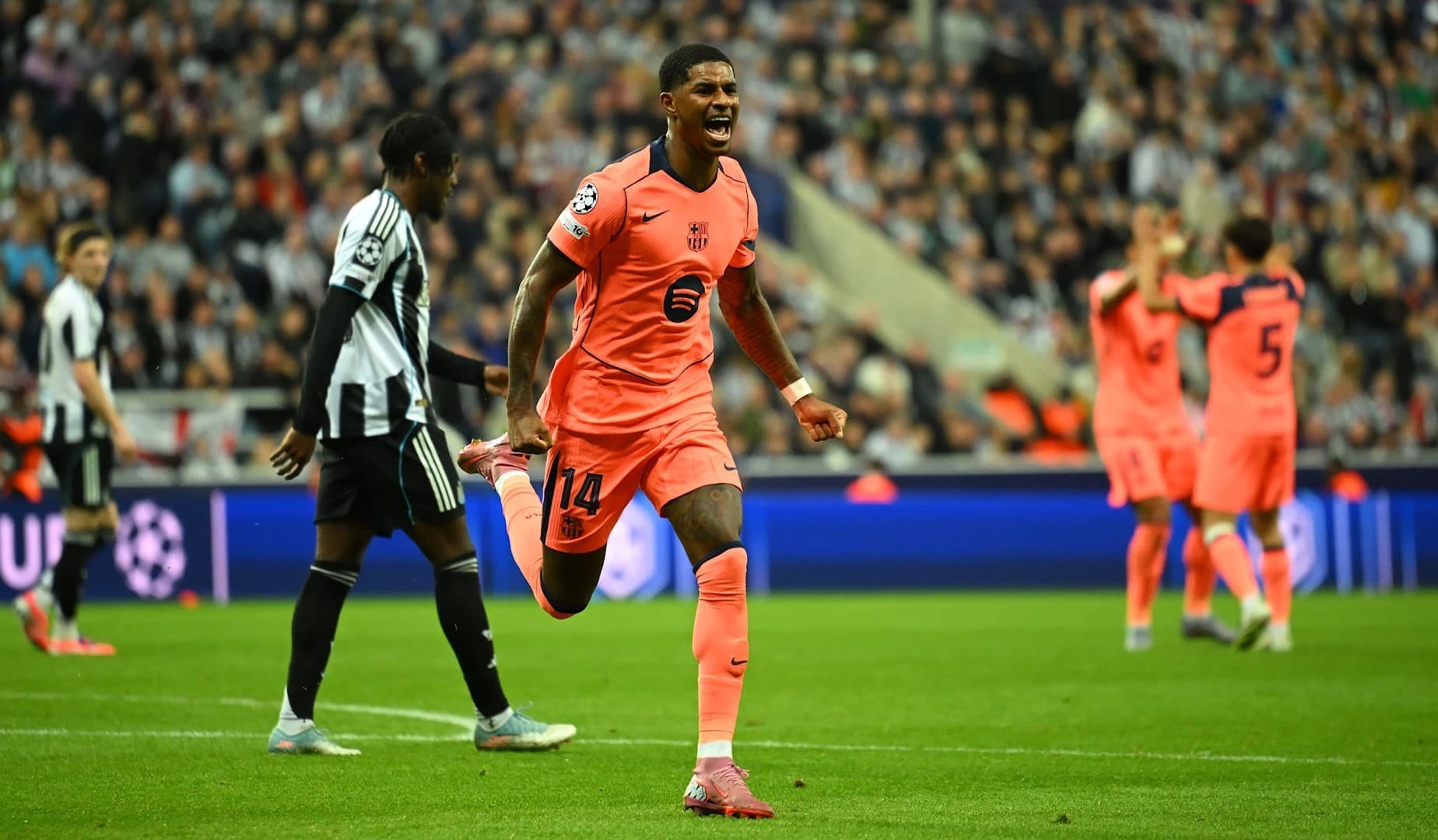 बार्सिलोनामा चम्किए रासफोर्ड