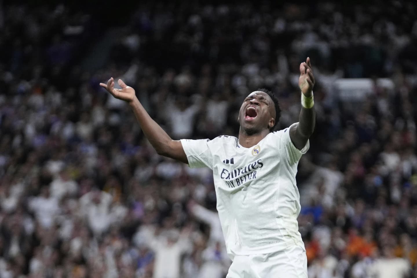 भिनिसियसलाई दुई वर्षको प्रतिबन्धको खतरा !