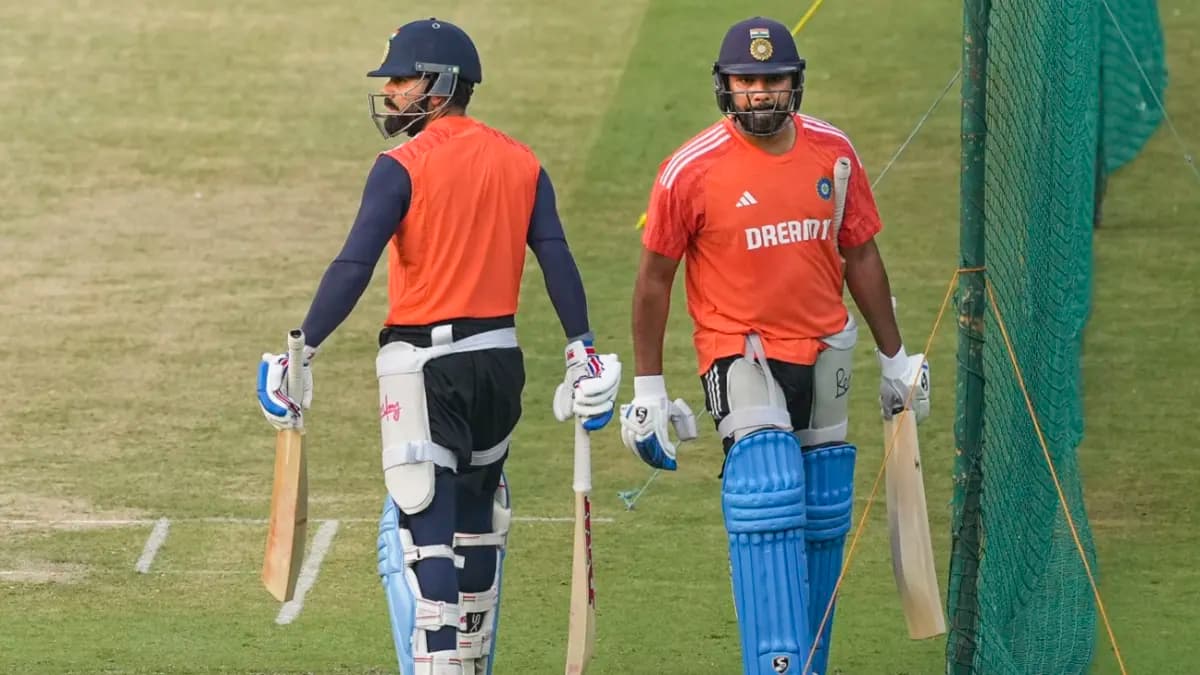 संन्यासनजिक रोहित र कोहली !