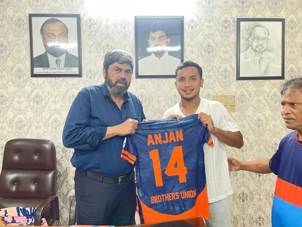 दुई छाक टार्न आइपुगेको छु