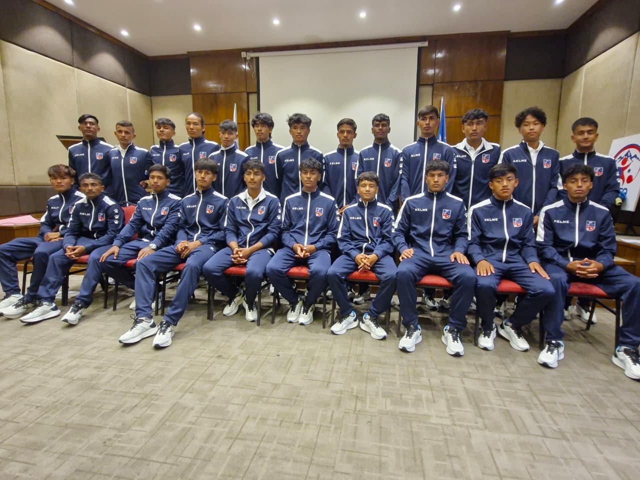 श्रीलंका लाग्यो युवा टोली