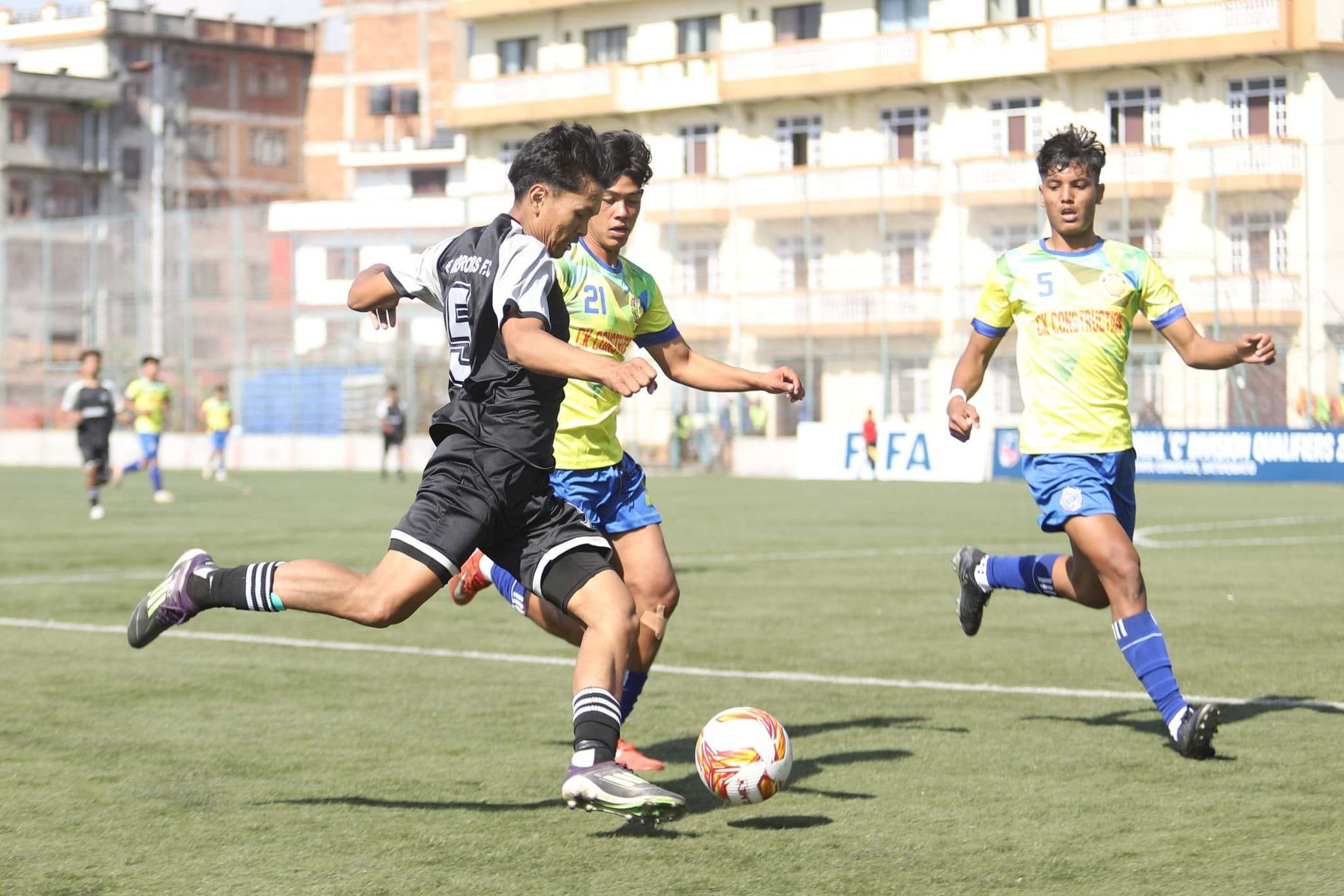 दाजुभाइको निराशाजनक सुरुआत