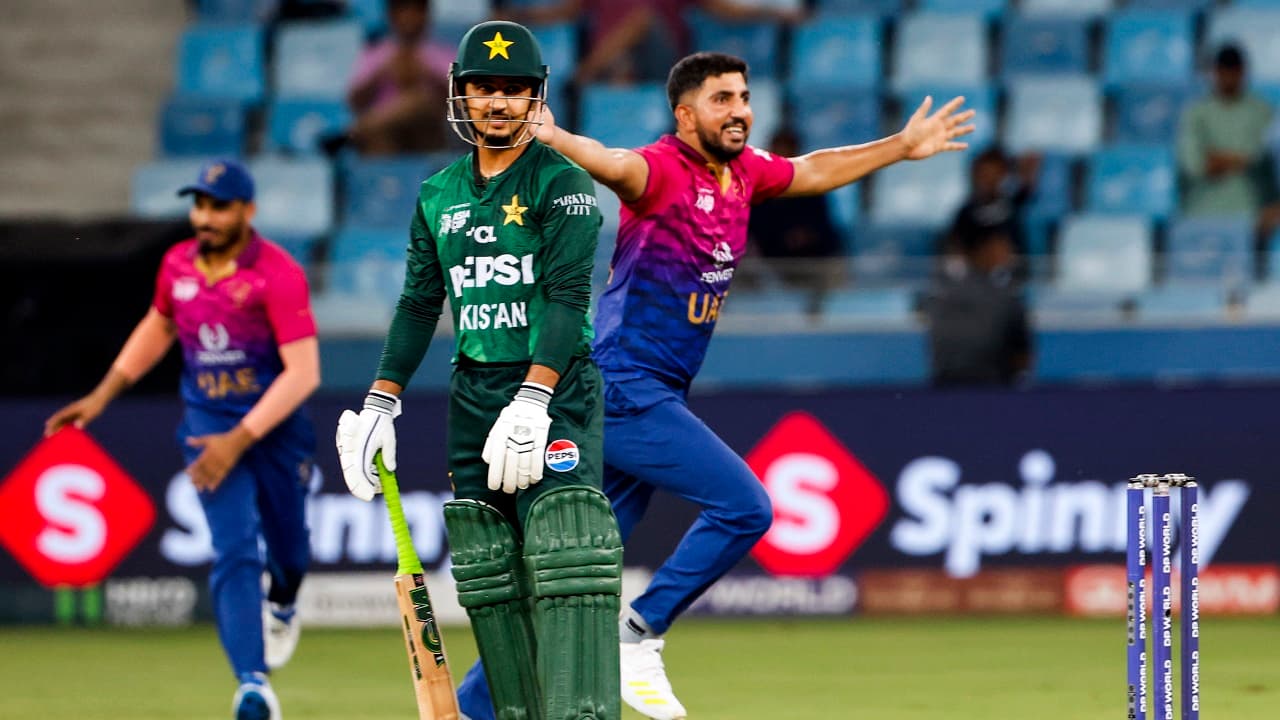 खराब कीर्तिमानतिर आयुब